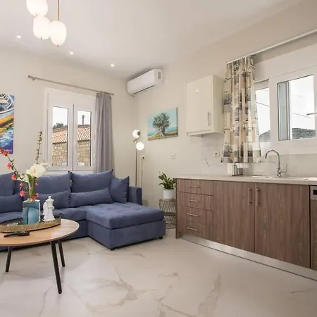 Christina'S Home In Loutraki, Platanias * La Canea